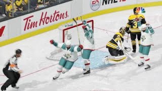 Giants vs Bruins - That's a Soft Dish, Right On the Table screenshot 5