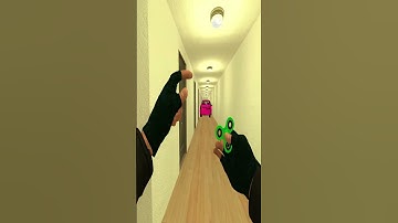 Cockroach Super Chasing me in Liminal Hotel Gmod Nextbot