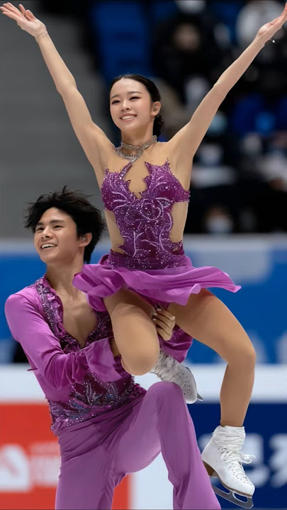 ❄️⛸️Figure Couple High Level Skill | Perfect Lift Pose on Ice #figureskating #pairskating #icedance