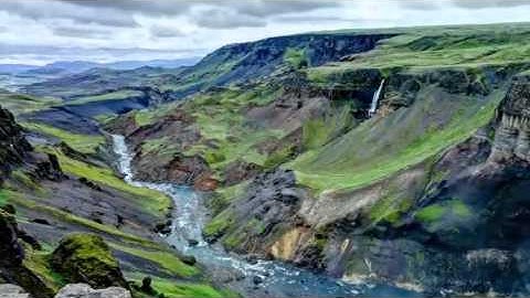 مقطع من سورة الانسان مع خلفيات مؤثرة للشيخ شيرزاد