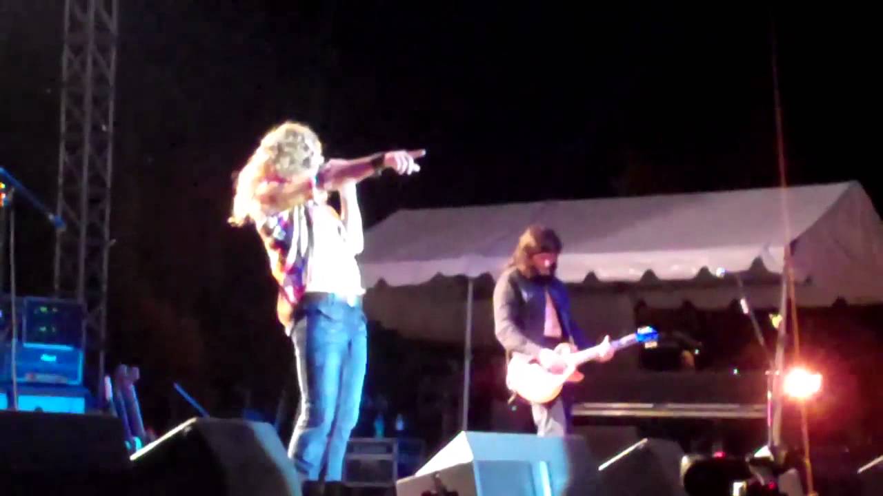 Zed Leppelin, Whole Lotta Love, 2011 - YouTube