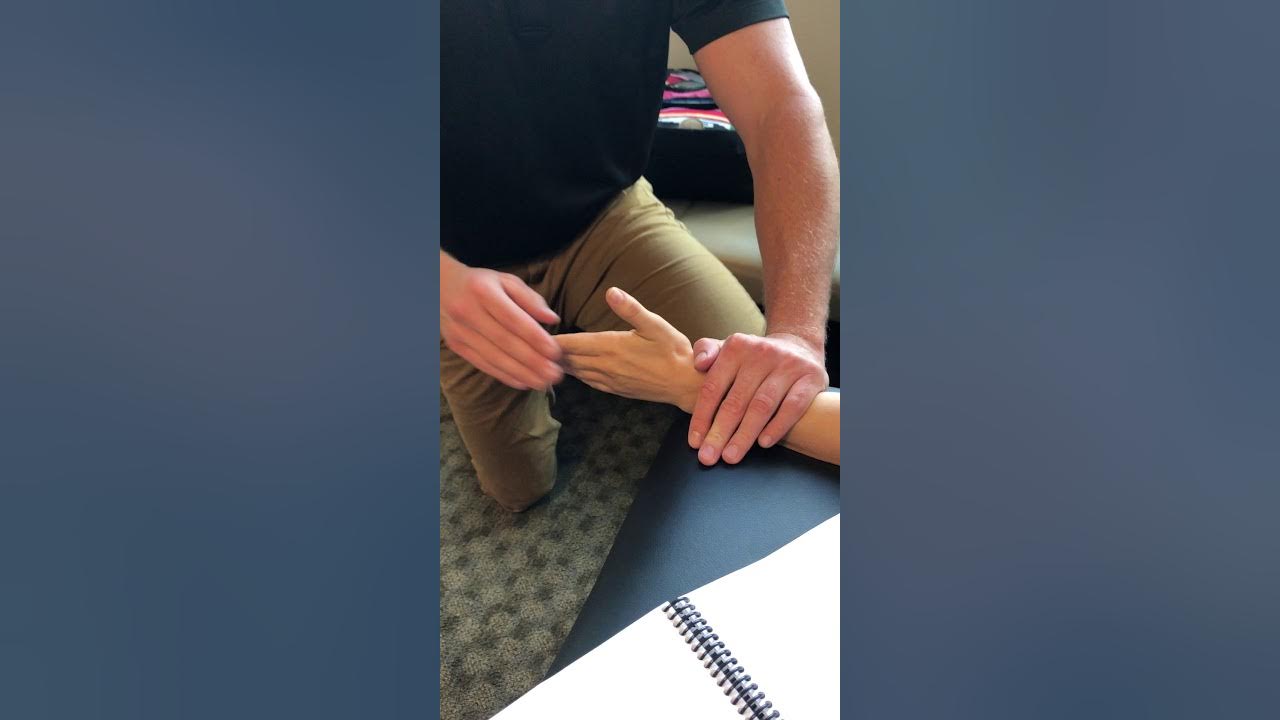 MMT Wrist Flexion & Extension YouTube