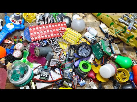 Breaking and opening old scrap toys / diy awesome dcmotor fan project 