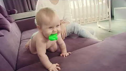 É normal o bebê ter espasmos?