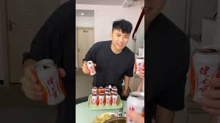 倒霉泰哥:你小子服務起來挺瘋啊!#搞笑 #家庭 #搞笑合集