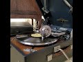 江利 チエミ ♪ウェディング・ベルが盗まれた♪ 1954年 78rpm. Columbia Model No G ー 241 phonograph