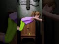 ⚠️ 壁が迫る部屋に閉じ込められたら?命を救う脱出テクニック