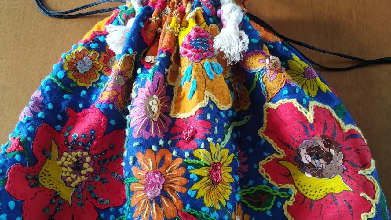 Bolsa de chita bordada