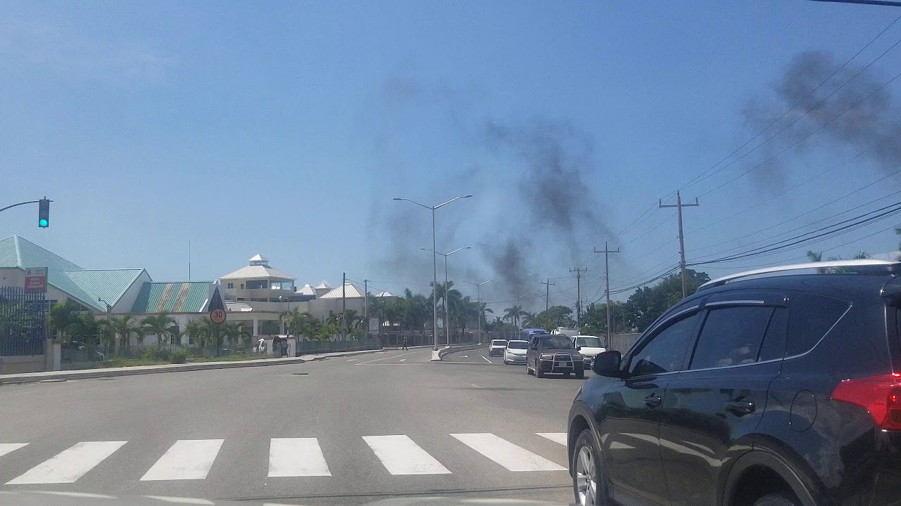 Construction Constant Spring Road | Kingston