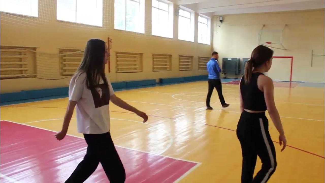 Стойка волейболиста