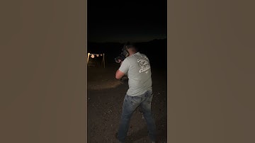 His TRIGGER FINGER is crazy FAST #shootingrange #airsoft #ss