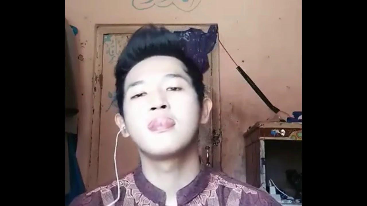 pertemuan tanpa vokal cewek