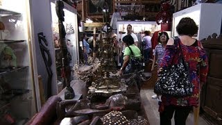 Wild West Auction: Harrisburg, Pa Puts 8,000 Items Up For Sale Resimi