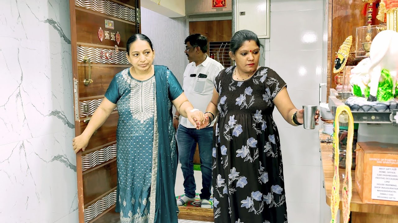 हॉस्पिटल मधून आई घरी आली व्यवस्थित//असा नवरा मुलं पाहिली नाही//घरात कोणी नाही वेड लागायची बारी आली