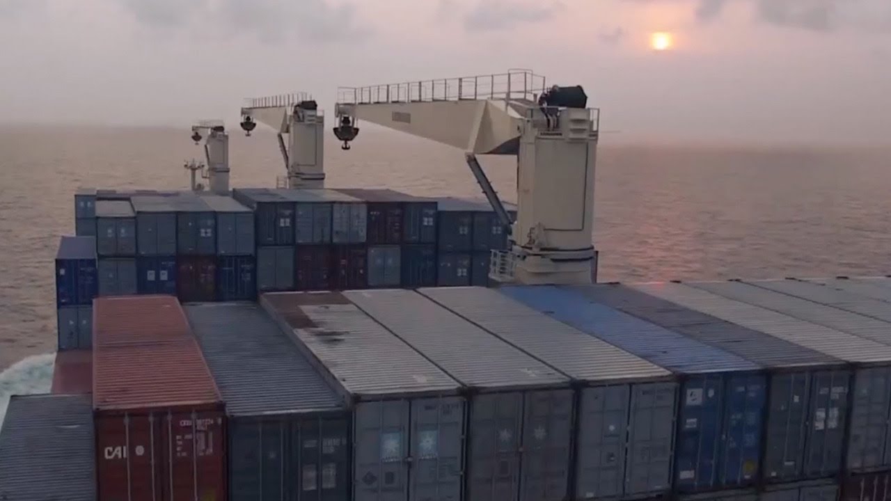U.S. Trade Gap Unexpectedly Widens Amid a Slump in Exports U.S. Trade Gap Unexpectedly Widens Amid a Slump in Exports