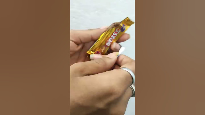 EATING EAR WAX PRANK ON SISTER 🤣 #shorts