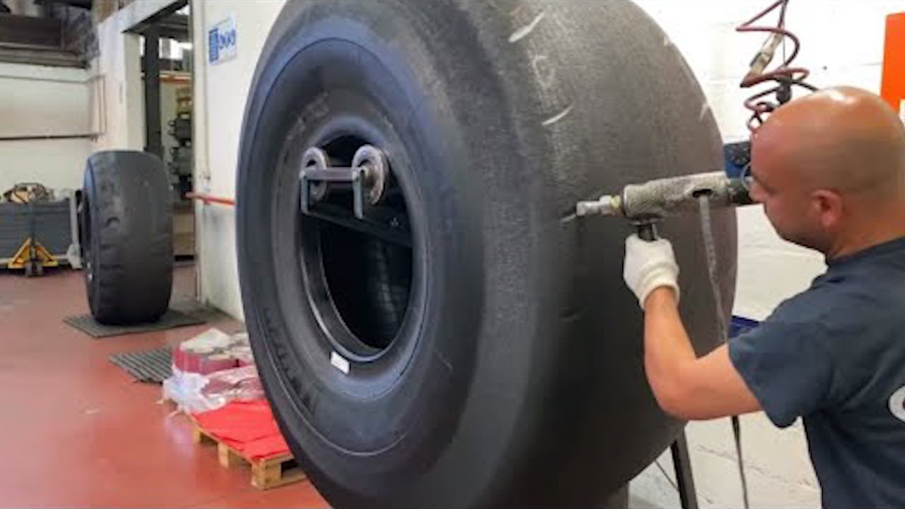 Excellent Heavy Duty Tire Treatment, Advanced Tire Cutting And Repair