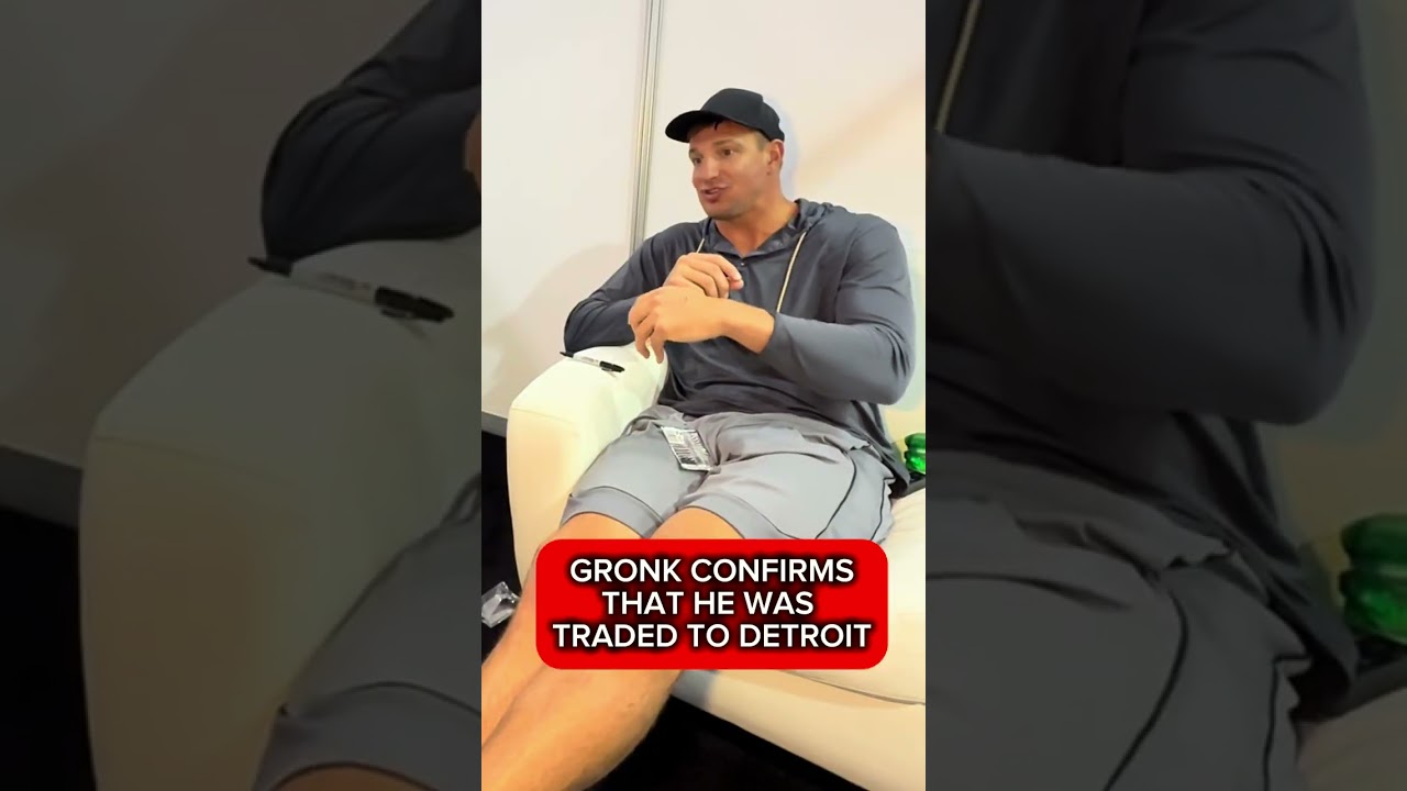 The Gronk Trade That Almost Changed NFL History (featured). Photo by Sports Cards Nonsense