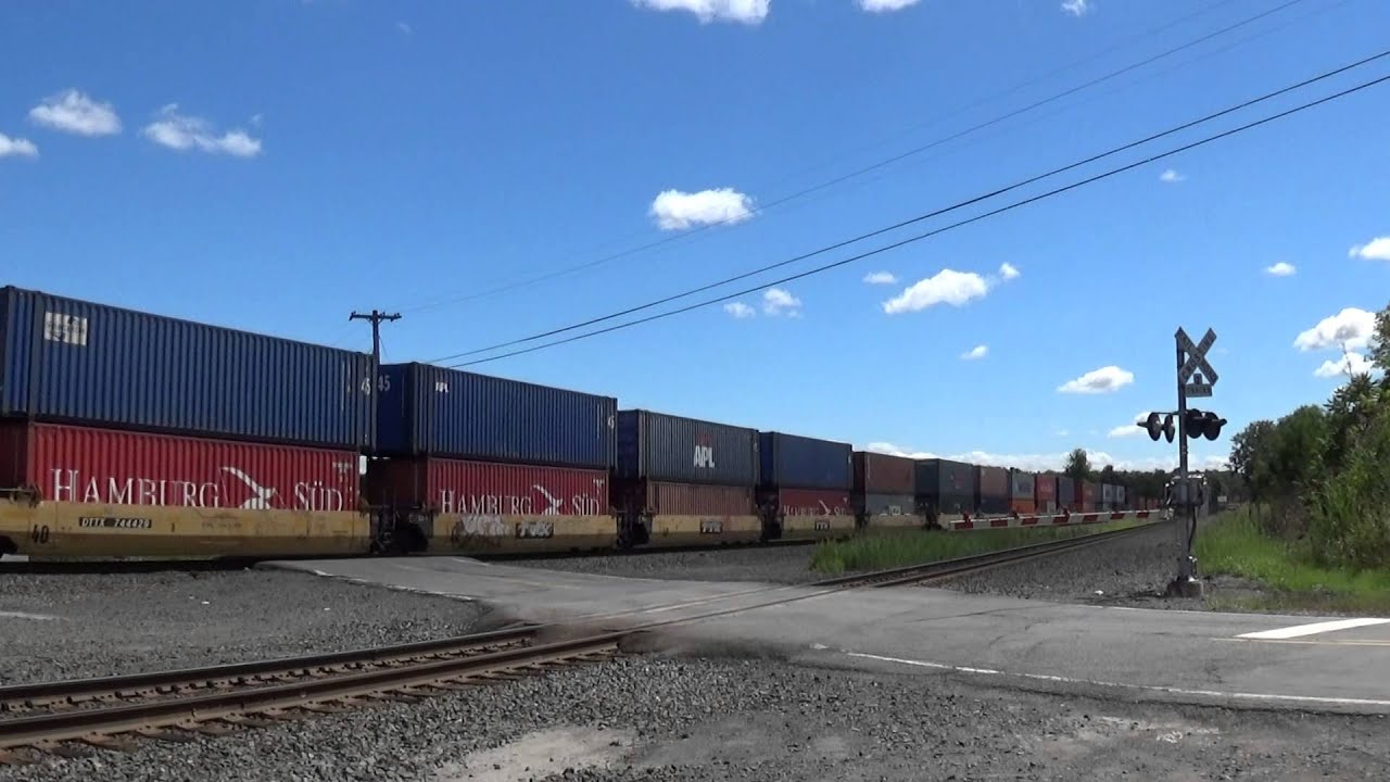 CSX Q159 Intermodal Train Through Guilderland NY - YouTube