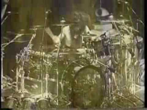 BLACK WIDOW / LOUDNESS - YouTube