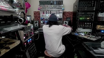 Deep Techno with Perkons and Intellijel Atlantis