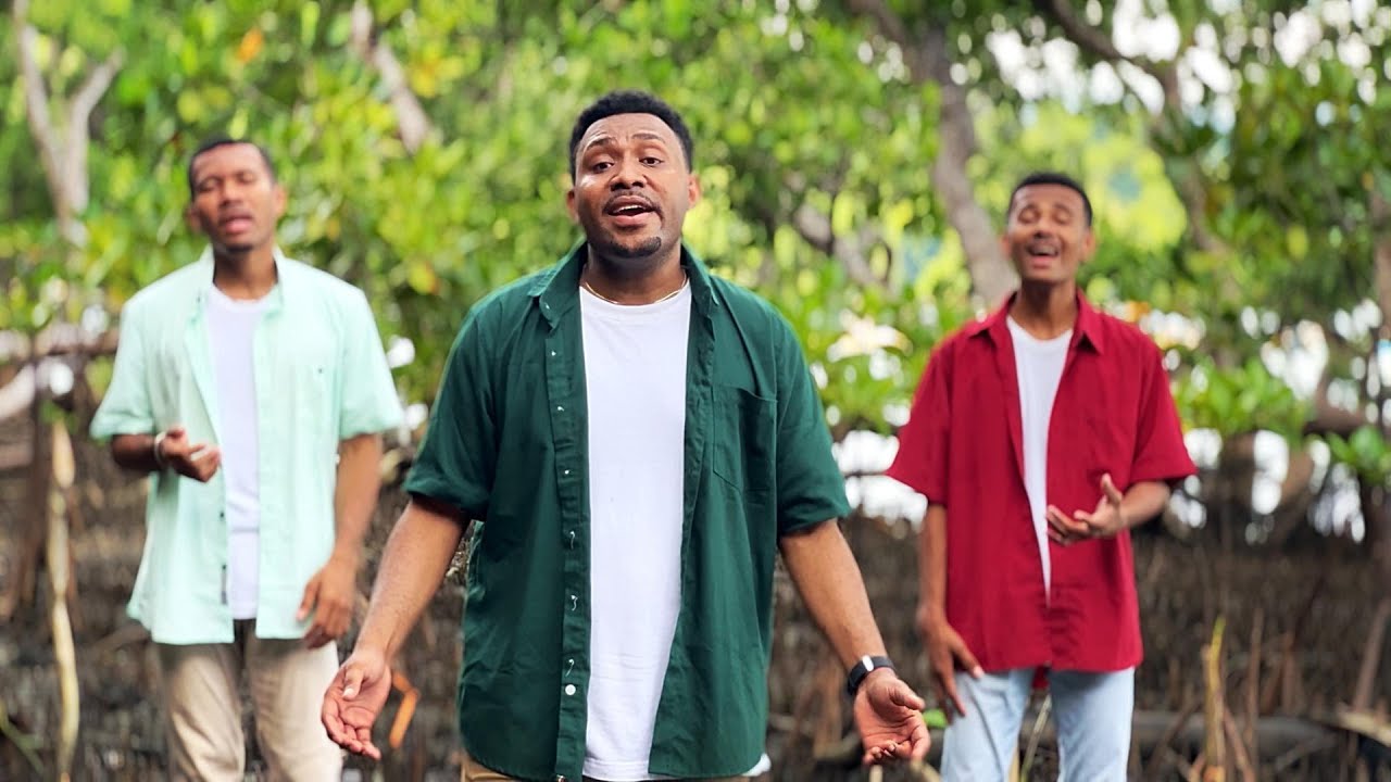 TAK SATU PUN | ENDOWA MAISA | BAHASA WAROPEN | VOC. CREFLO, MARJEN & SIMON