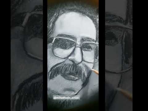 تدريب لرسم بورتريه بقلم فحم نباتي على ورق كانسون للراحل مصطفى سيد احمد،