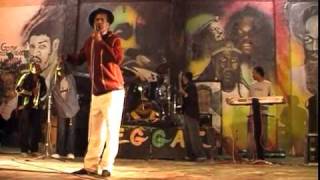 Gregory Isaacs  Night Nurse  Live chords