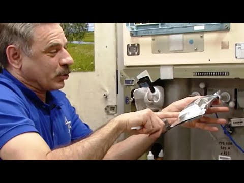 Video: Hoe kry die ruimtestasie water?
