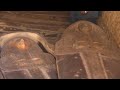Egipto descubre tres nuevas tumbas bajo la sombra de las pirámides de Guiza