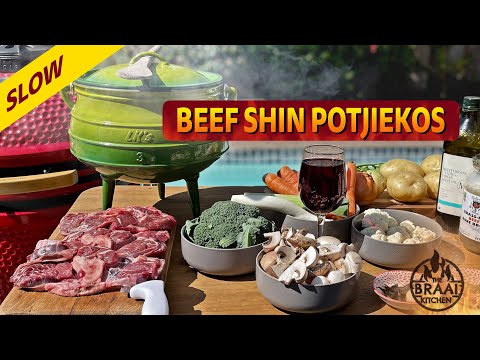 How to Make a LEKKER Layered SA Potjiekos - VIDEO