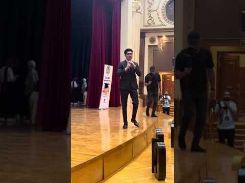محمد عاطف أغنية من أم الدنيا حفل تخرج لغات وترجمة الأزهر