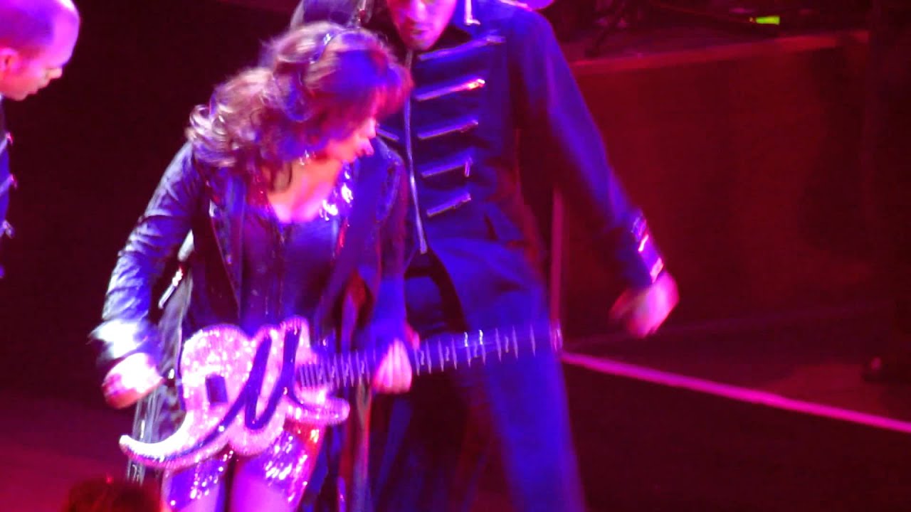 Marie Osmond Walk This Way live at Liverpool Echo Arena 2nd February 2013