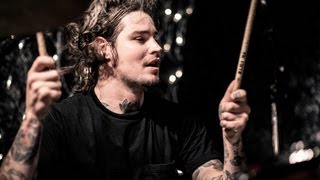 METZ - Headache (Live on KEXP) chords