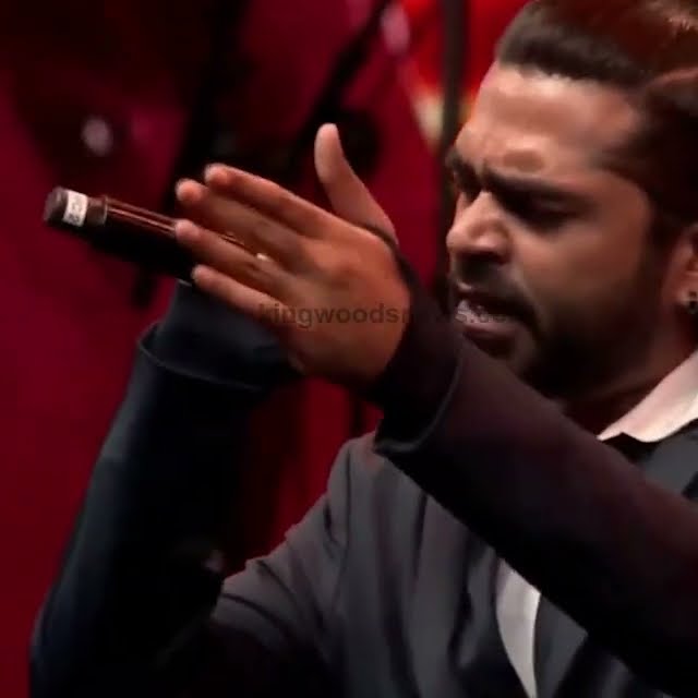 Simbu Singing Loosu Penne song ❤️