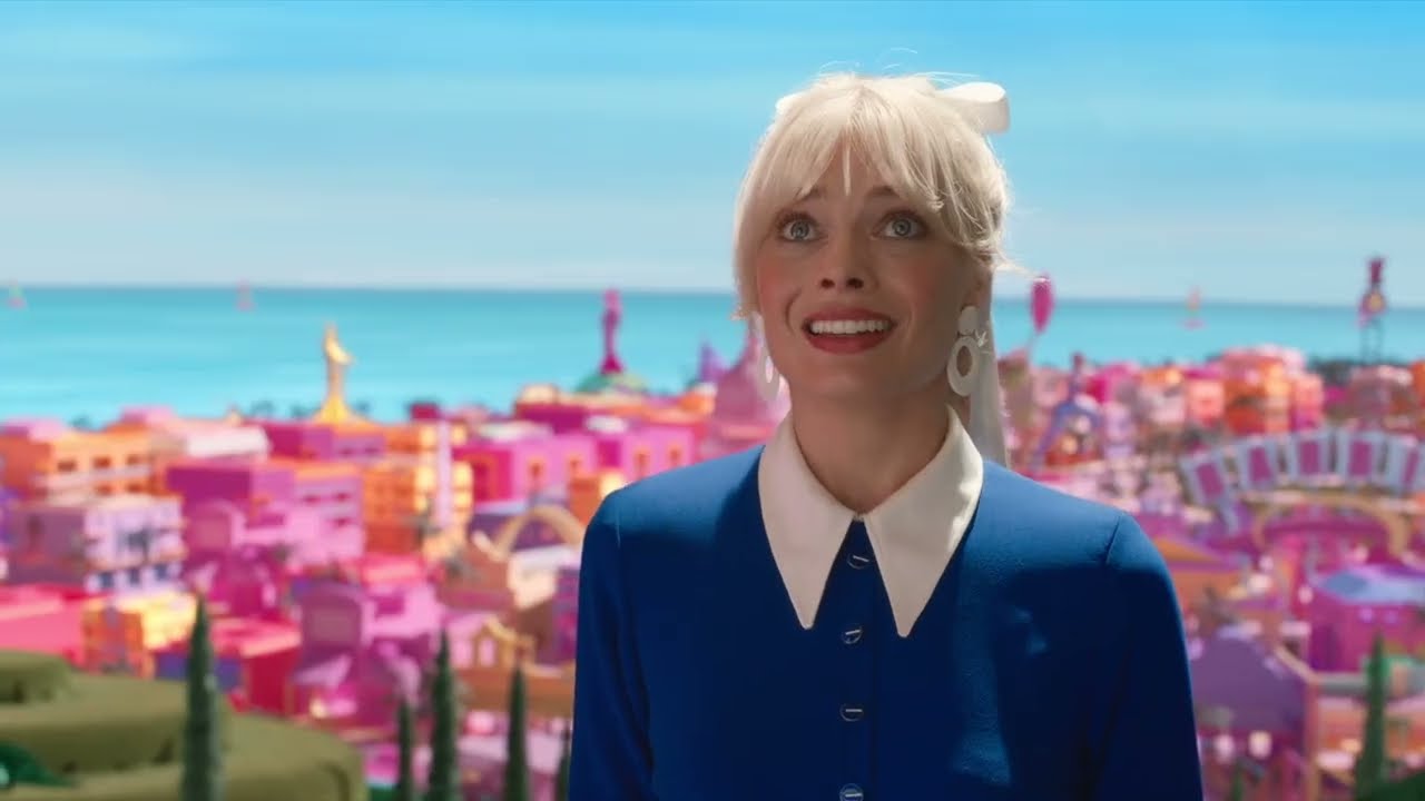 Barbie - Barbie Meets WEIRD Barbie