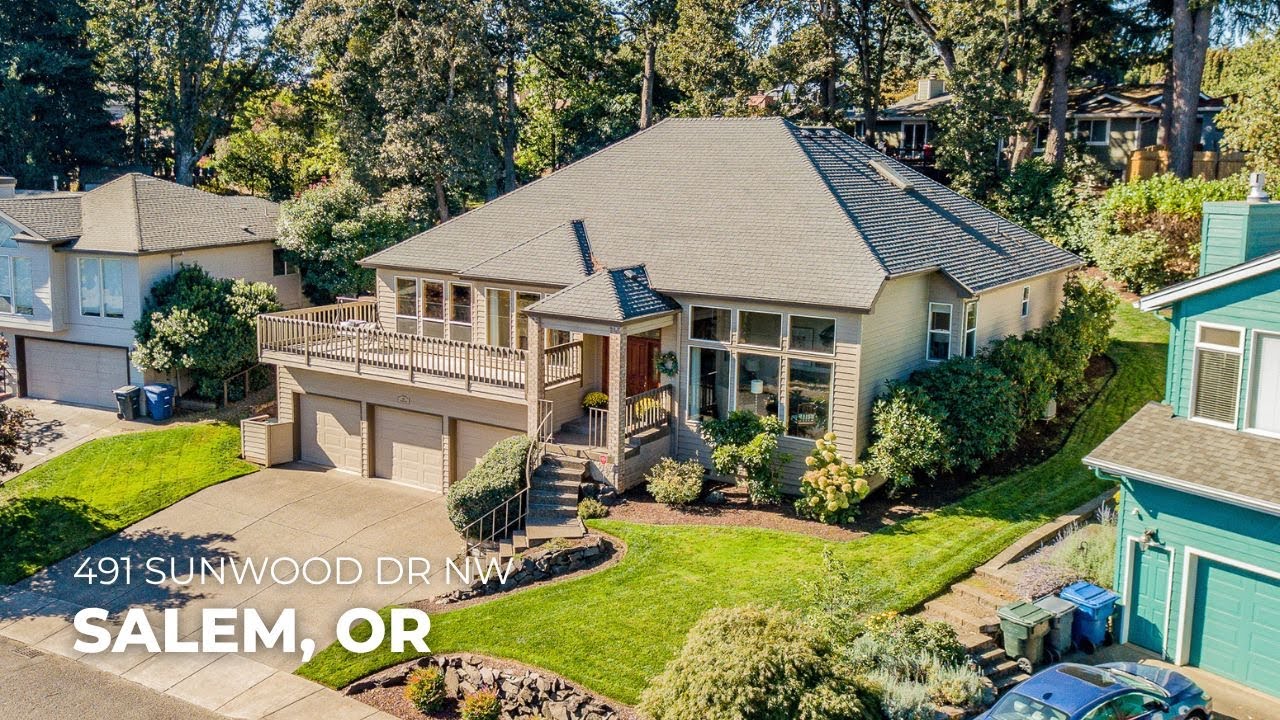 Spacious West Salem Home with Boat Storage & Hobby Room | 3 Beds, 3 Baths, 2787 Sq Ft