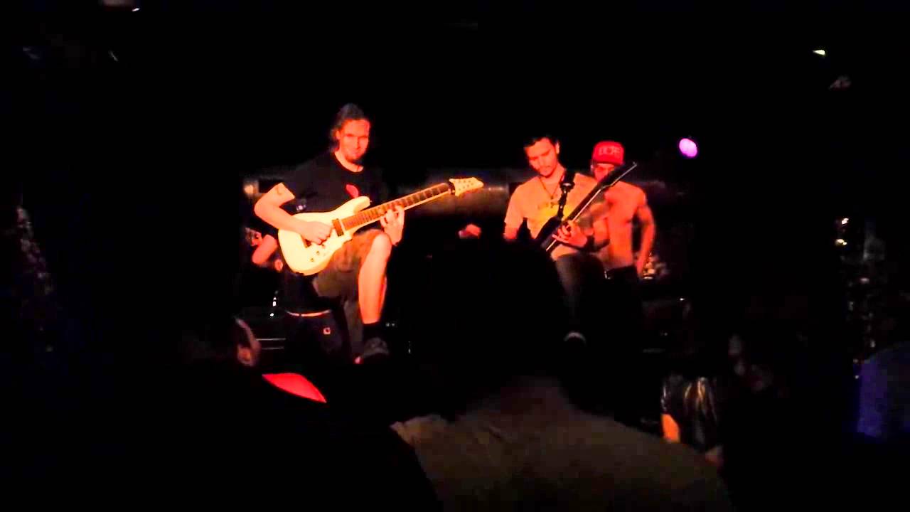 Space Quake live @ Rock Classic (Brussels)