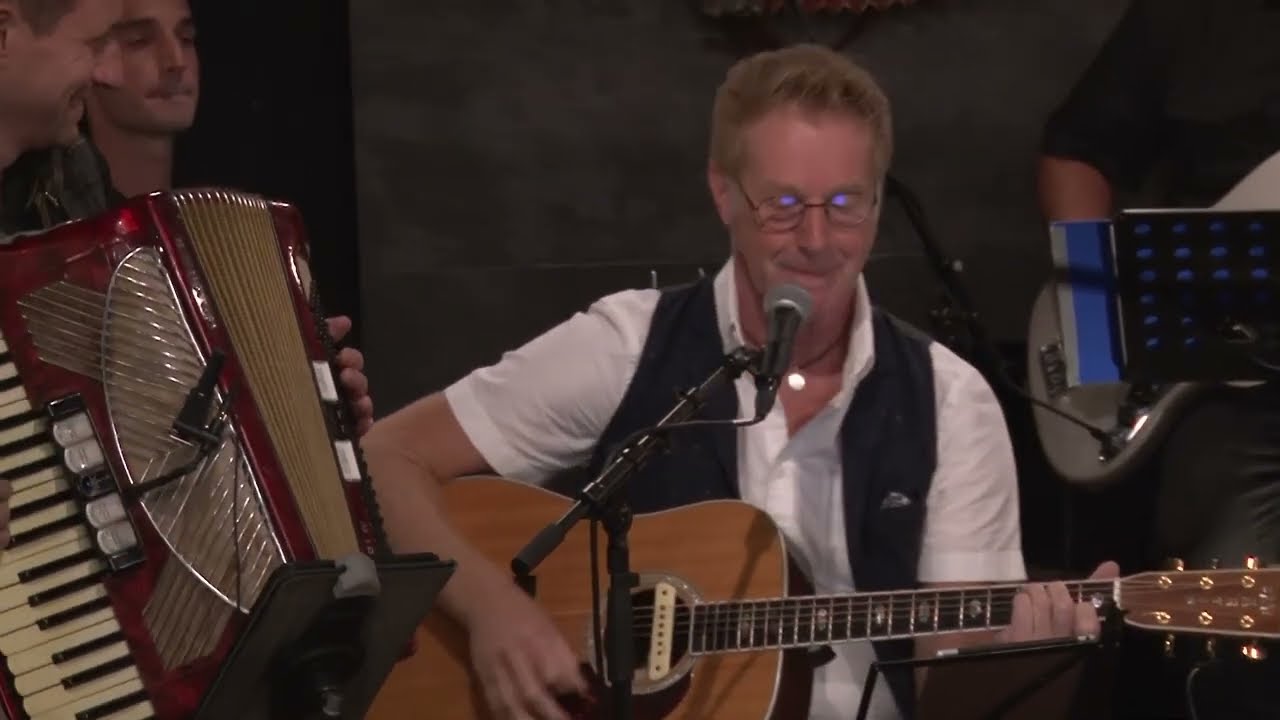 Geert Josten & Vreej Ongedwônge Band - This melody