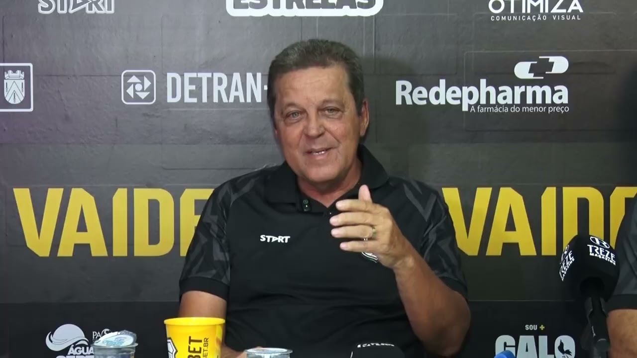 ADRIANO SOUZA É APRESENTADO NO TREZE AO LADO DE JOBA, QUE RETORNA AO GALO DA BORBOREMA