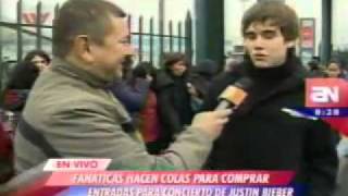JUSTIN BIEBER PERUANO en la venta de entradas de justin bieber en peru (america TV)