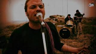 Video thumbnail of "La Renga - La razón que te demora - Detonador de Sueños - 2003"