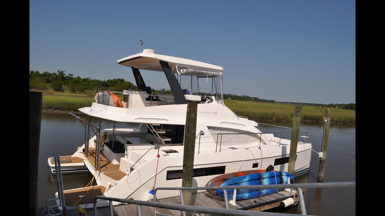 2016 Leopard 43 PC BELLA & FELLA asking $569,000 - Ft. Lauderdale