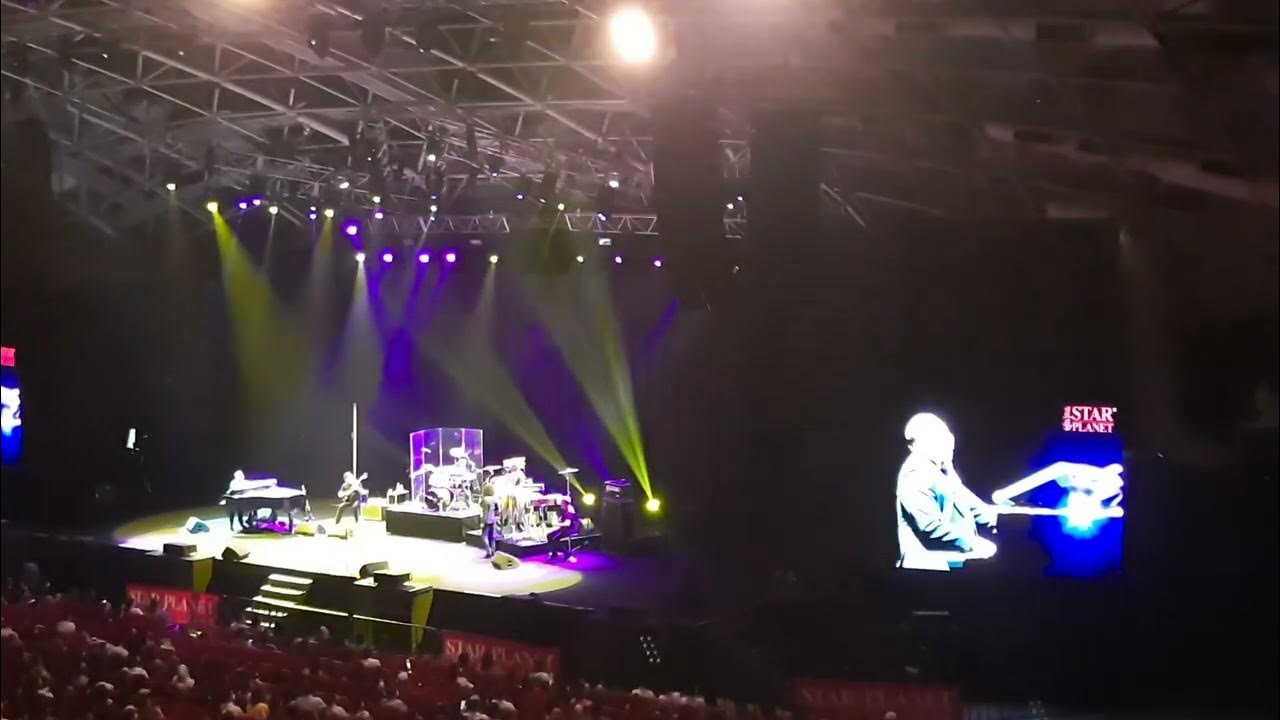 Kenny G Piano Solo by Robert Damper (Live Concert) YouTube