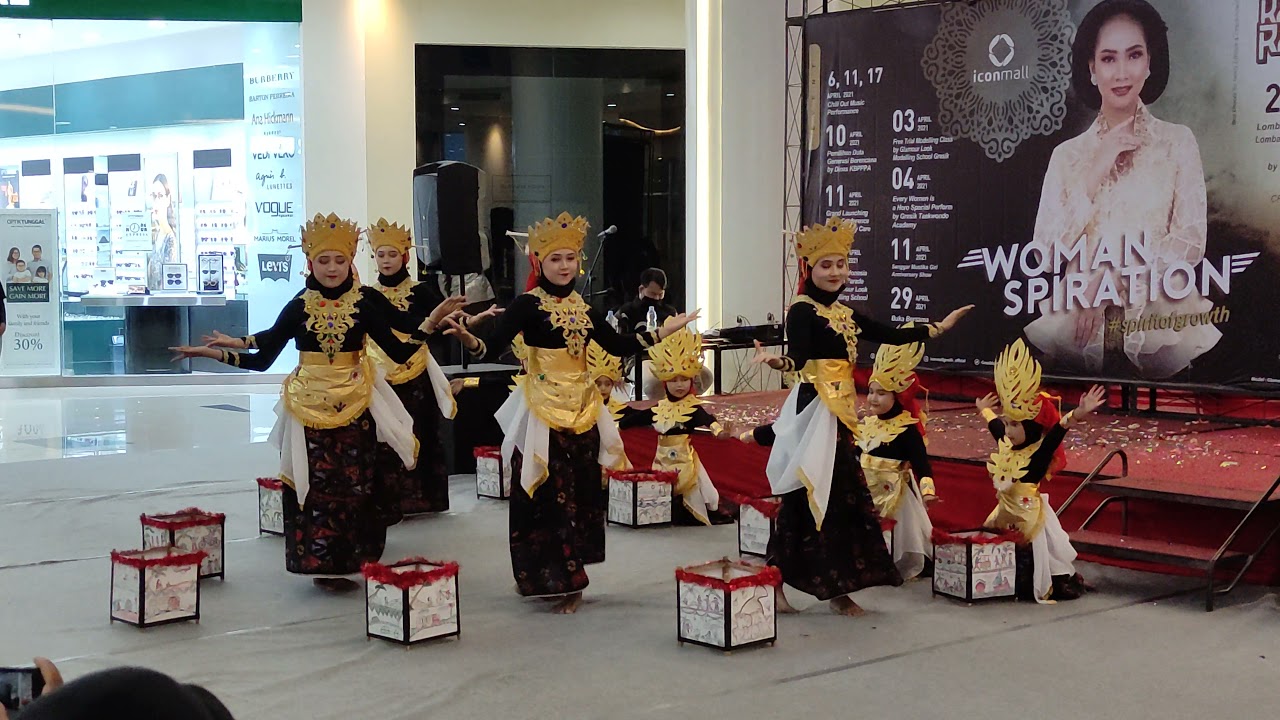 Tari Damar Kurung by. Mustika Giri Cabang Suci