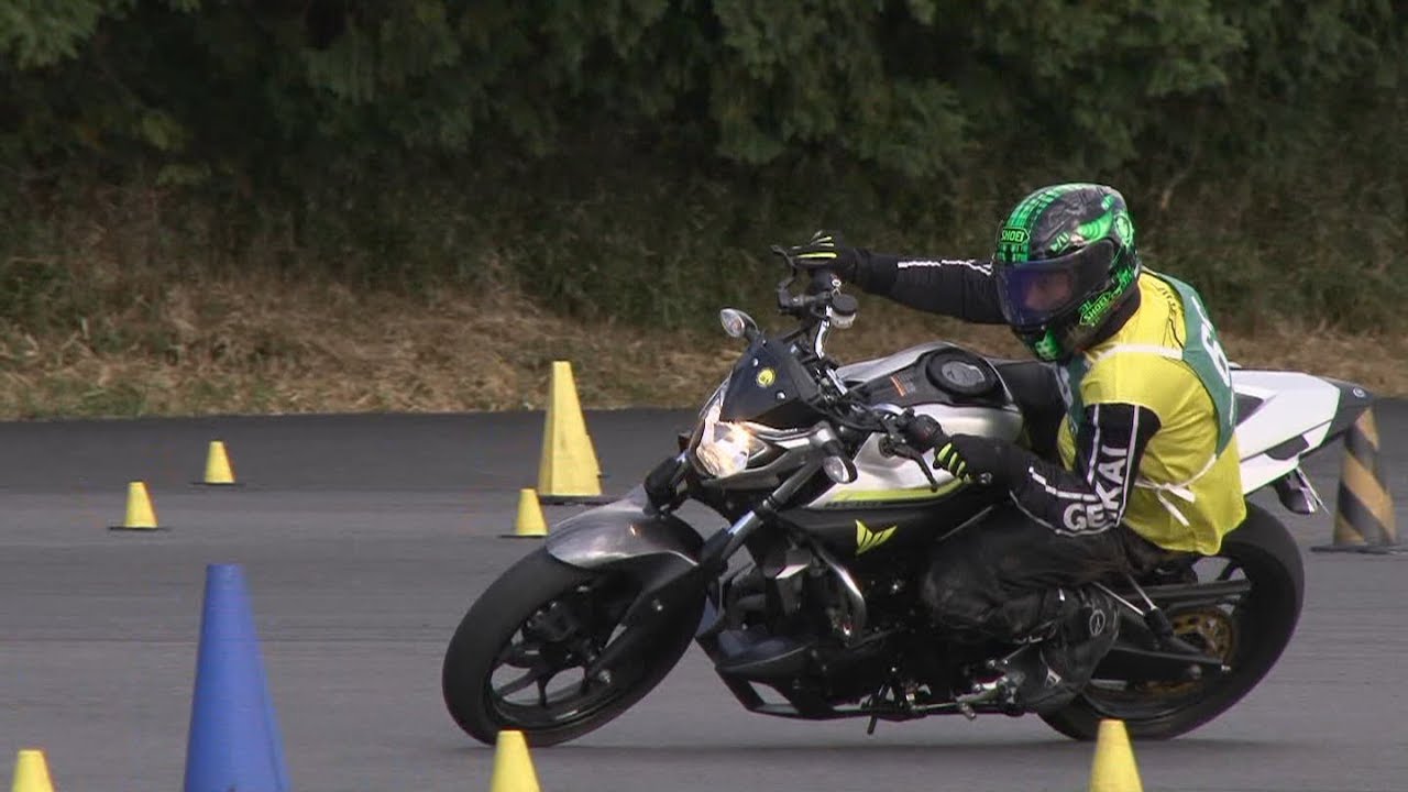 2018 10 28 Dunlop Moto Gymkhana まゆげ 選手 MT-03 h 2