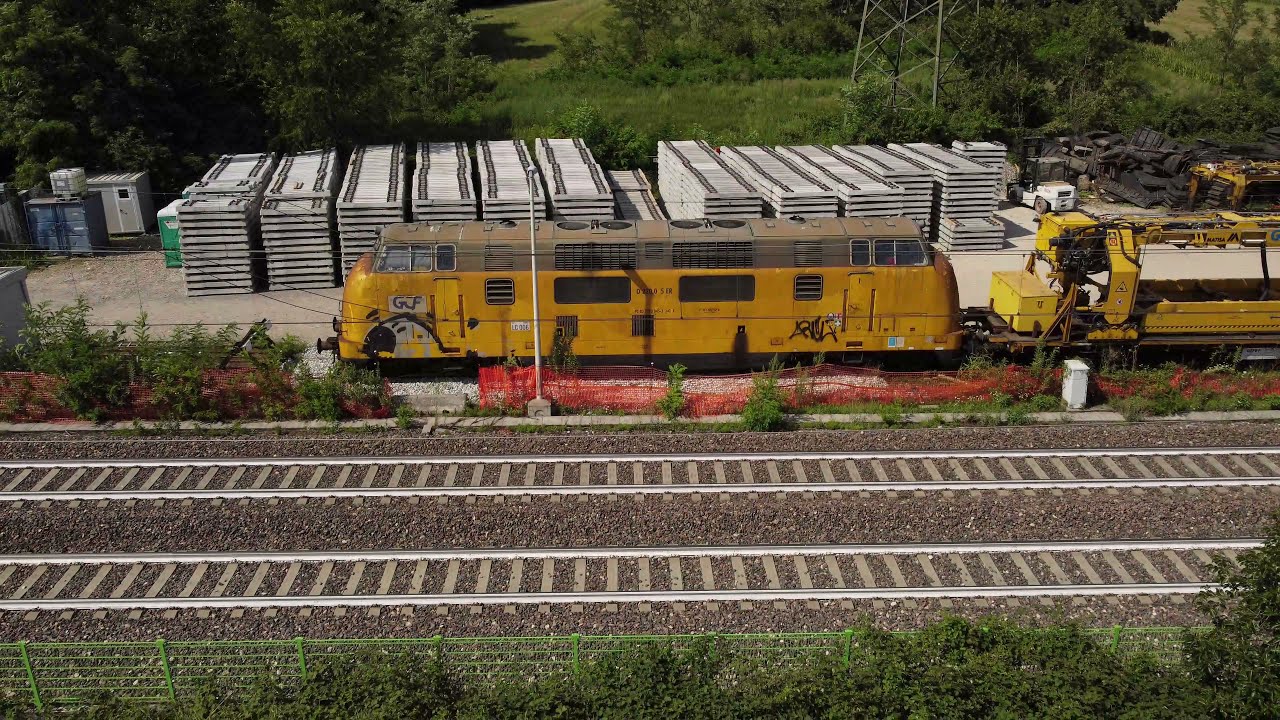 Treni manutenzione e posa binari