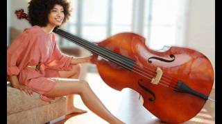 I'll Look Around - Esperanza Spalding