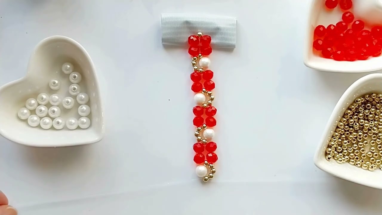 Tutorial for a beautiful bracelet - make a gift for yourself or someone else.