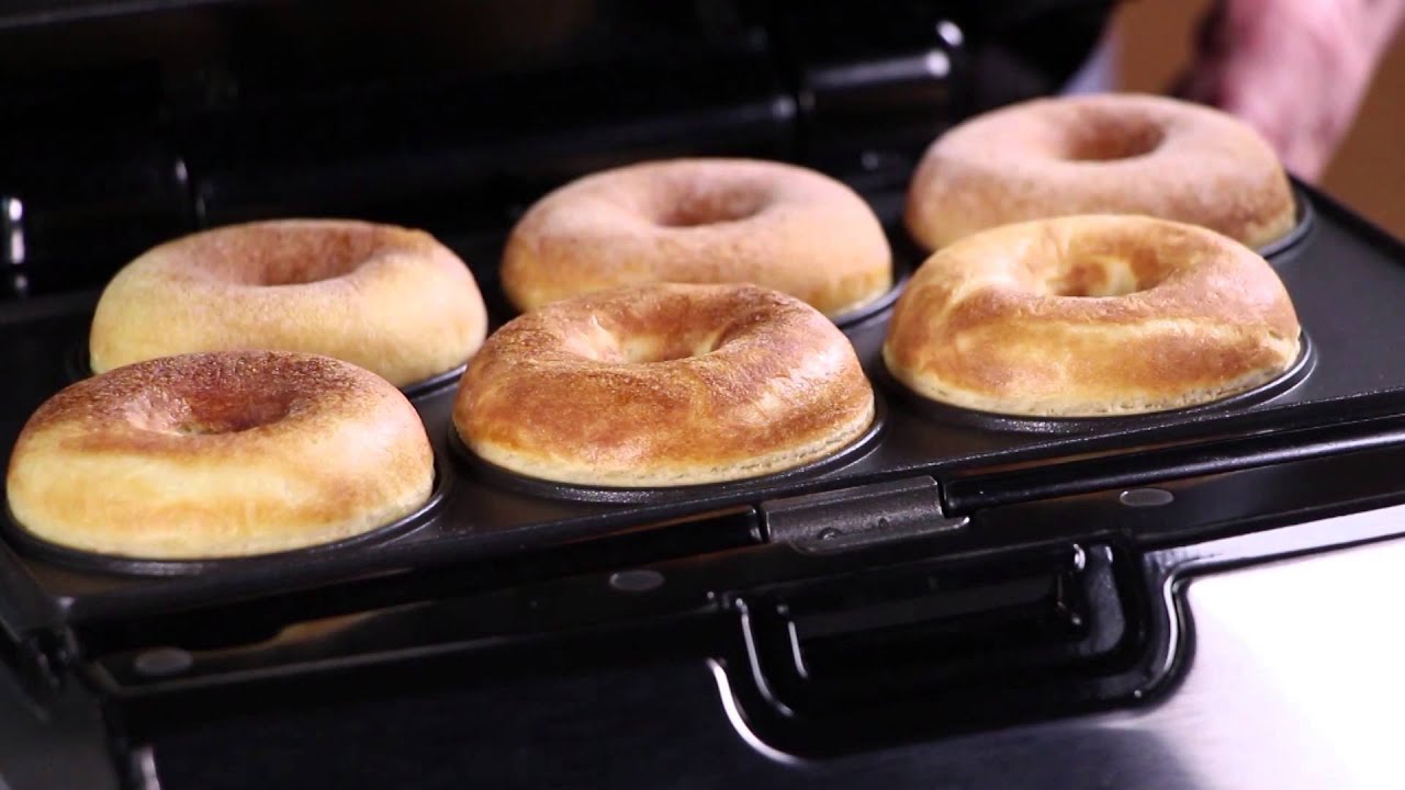 Donut plate for sandwich and waffle maker SNACK COLLECTION